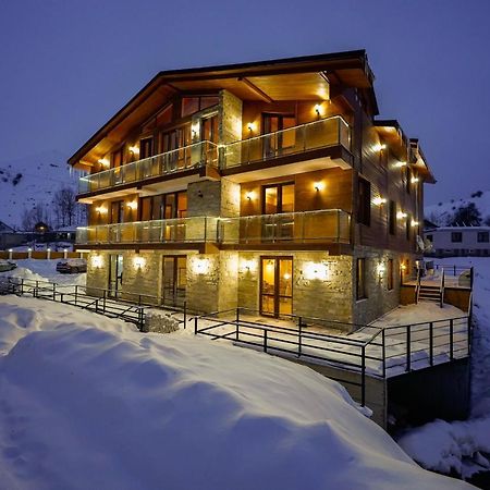 Pine Chalets By Ka Group Gudauri Esterno foto
