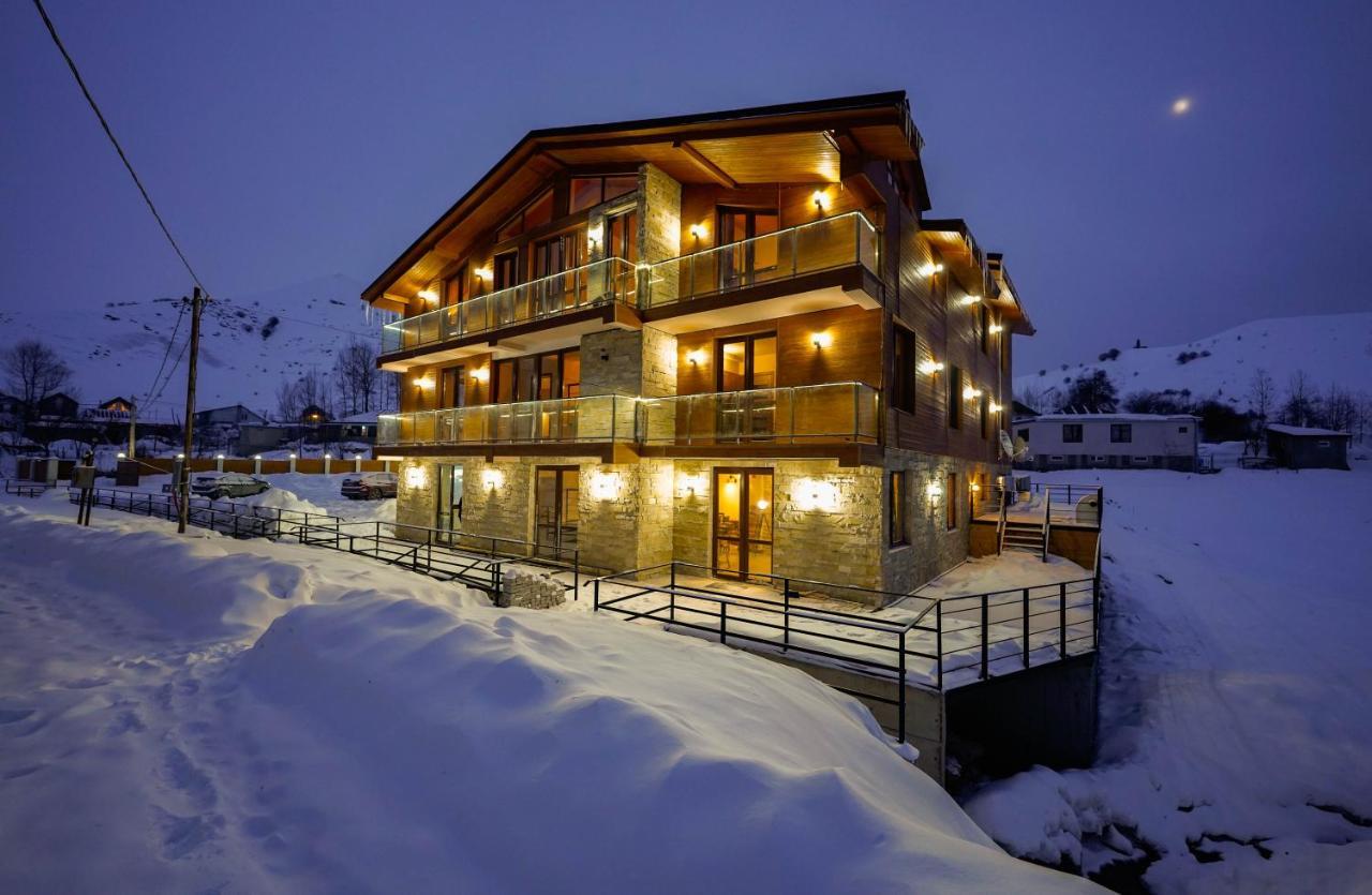 Pine Chalets By Ka Group Gudauri Esterno foto