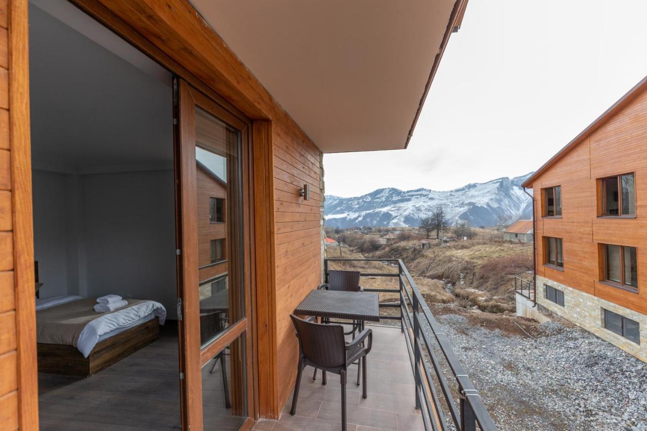 Pine Chalets By Ka Group Gudauri Esterno foto